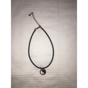 Yin and yang choker necklace